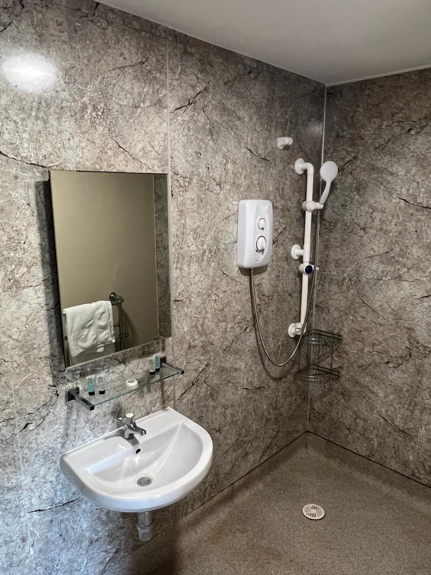 Cadmore Lodge Bed & Breakfast Tenbury Luaran gambar